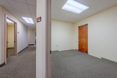 1000 Coventry Drive Lopatcong NJ 08865