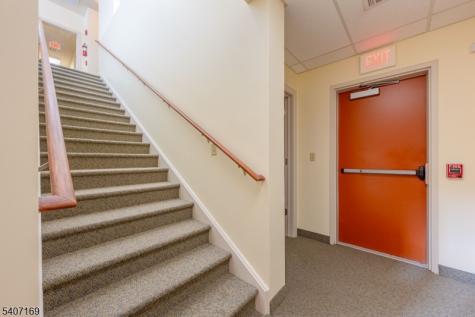 1000 Coventry Drive Lopatcong NJ 08865
