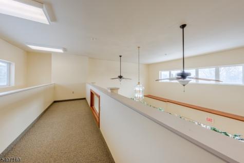 1000 Coventry Drive Lopatcong NJ 08865