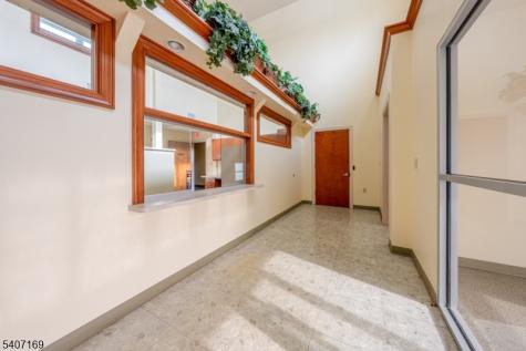 1000 Coventry Drive Lopatcong NJ 08865