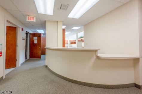 1000 Coventry Drive Lopatcong NJ 08865