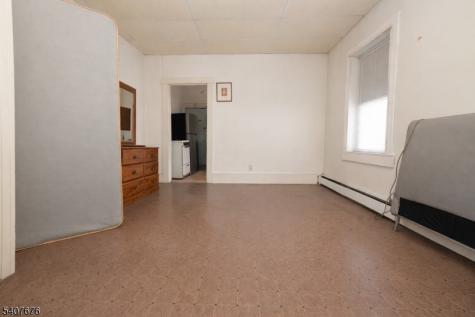 83 Jay Street Newark NJ 07103