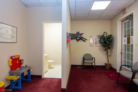 27 Mountain Boulevard Warren NJ 07059
