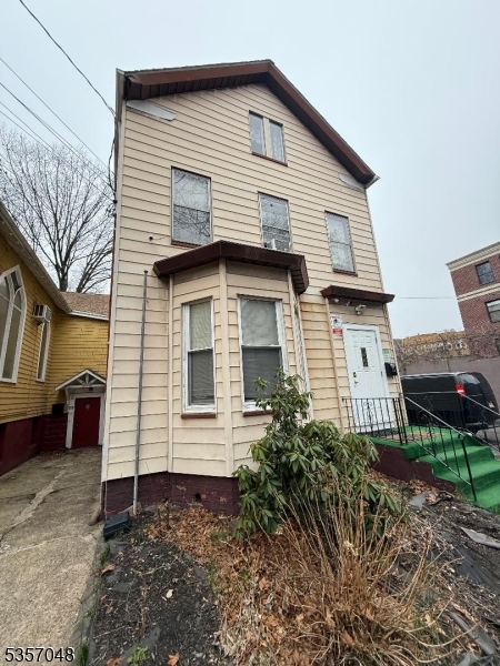 17 Alexander Street Newark NJ 07106