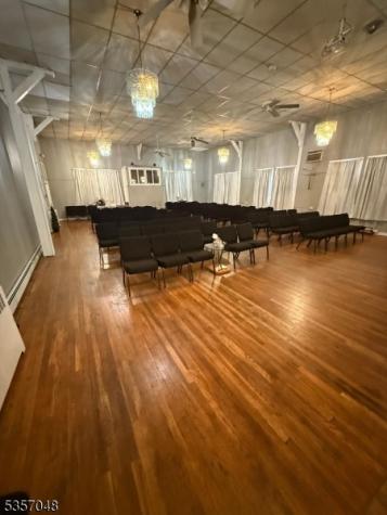 17 Alexander Street Newark NJ 07106