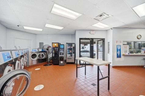 625 Springfield Avenue Newark NJ 07103