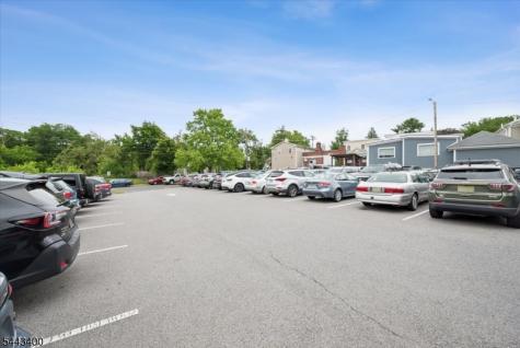 6 Leigh Street Clinton NJ 08809