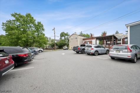 6 Leigh Street Clinton NJ 08809