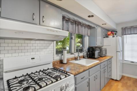 113 Harrison Avenue Roseland NJ 07068