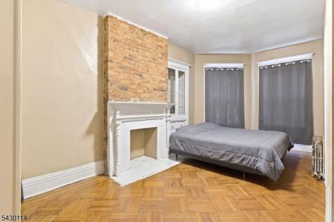 464 Summer Avenue Newark NJ 07104