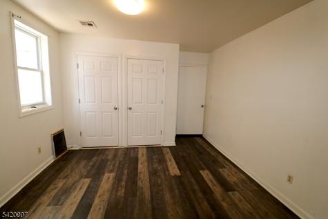 294 Park Avenue Newark NJ 07107