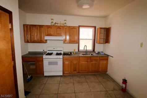 294 Park Avenue Newark NJ 07107