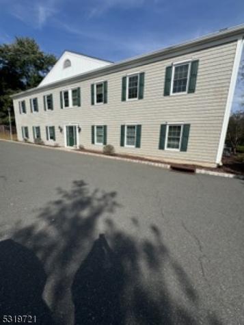 1124 RT202B1 Raritan NJ 08869