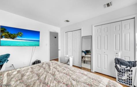 349 Gorge Road Cliffside Park NJ 07010