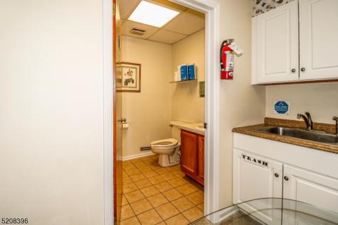 1124 Route 202 Raritan NJ 08869