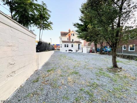 94 Dodd Street East Orange NJ 07017