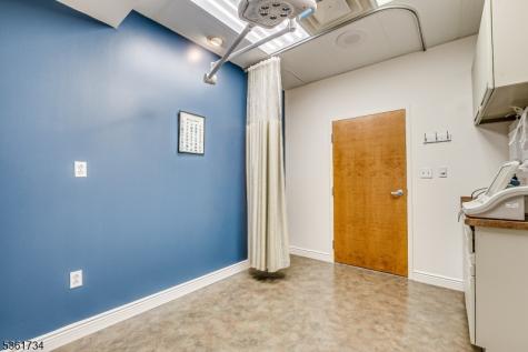 3055 Route 27 Franklin NJ 08823