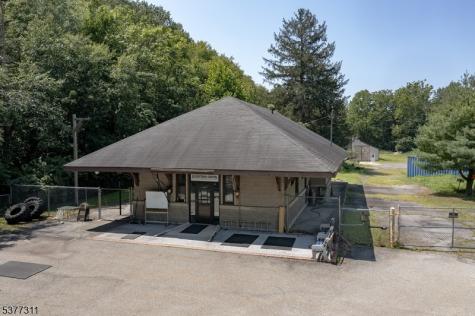 48 Hope Road Blairstown NJ 07825