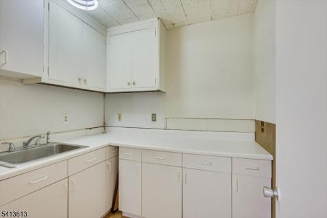 512 New Brunswick Avenue Woodbridge NJ 08863