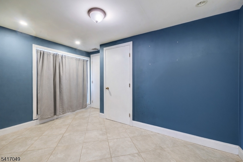 243 Main Street New Milford NJ 07646