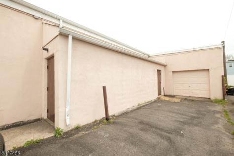 1238 E Saint Georges Avenue Linden NJ 07036