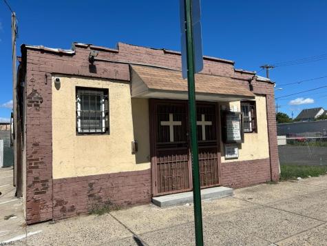 240 3RD Street Elizabeth NJ 07206