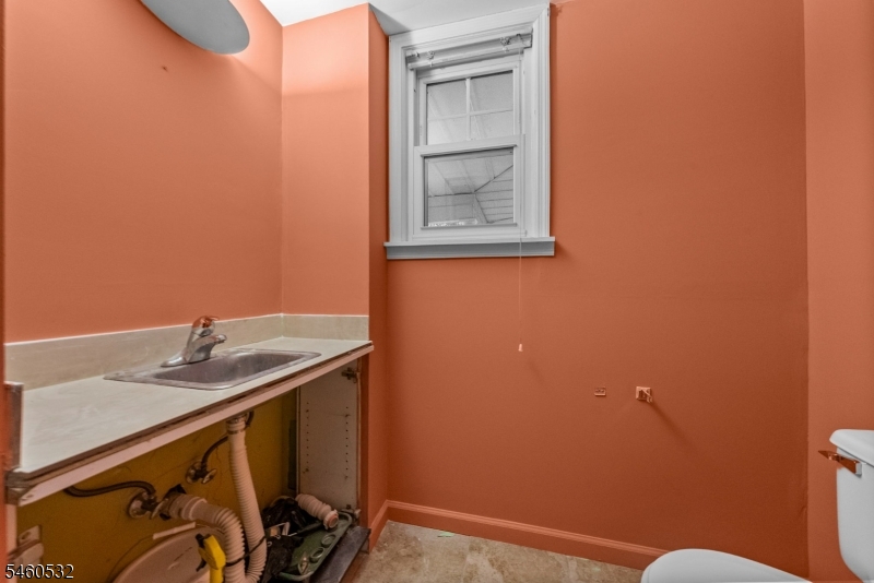 47 Park Avenue West Orange NJ 07052