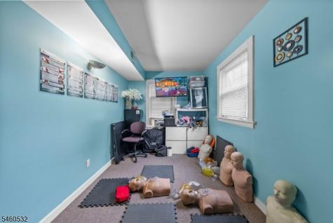 47 Park Avenue West Orange NJ 07052