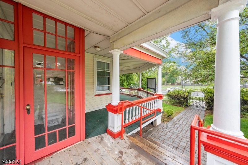 47 Park Avenue West Orange NJ 07052
