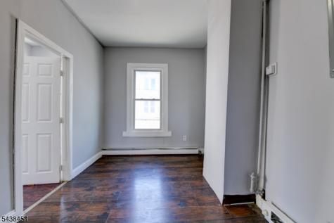 122 16TH Avenue Paterson NJ 07501