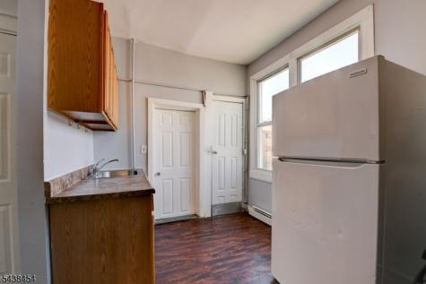 122 16TH Avenue Paterson NJ 07501