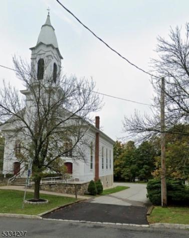 228 County Road 517 Tewksbury NJ 07830