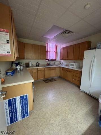 228 County Road 517 Tewksbury NJ 07830