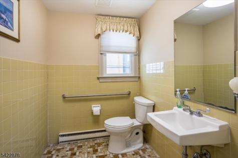 1711 Route 46 Parsippany-troy Hills NJ 07054