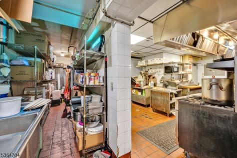 864 Us Highway 22 North Plainfield NJ 07060