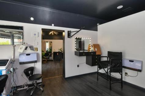 119 Ampere Parkway East Orange NJ 07017