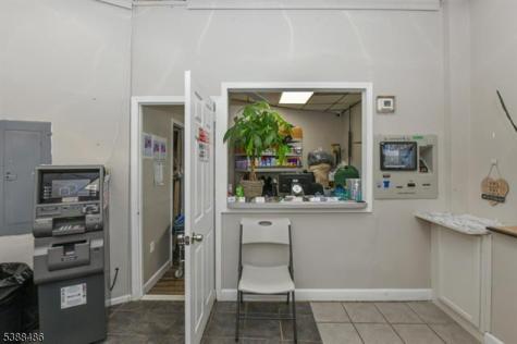 119 Ampere Parkway East Orange NJ 07017