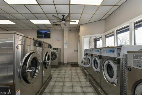 119 Ampere Parkway East Orange NJ 07017