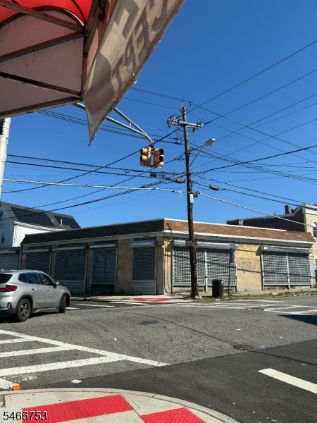 61 Murray Avenue Paterson NJ 07501