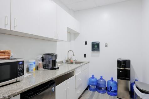 110 S Grove Street East Orange NJ 07018