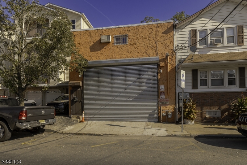 150 E Kinney Street Newark NJ 07105
