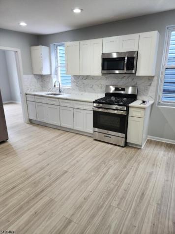 62 3RD Street Elizabeth NJ 07206