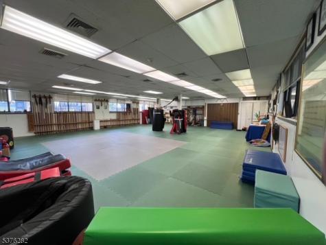 1375 State Route 23 Butler NJ 07405