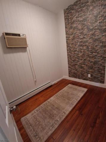89 Main Street Lebanon NJ 08833