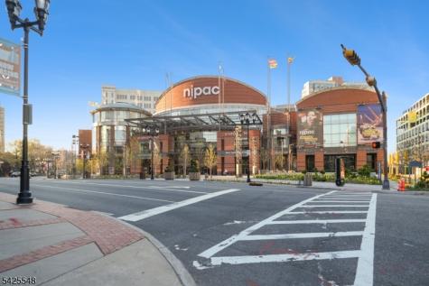 61 Nj Railroad Avenue Newark NJ 07105