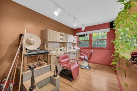857 Pompton Avenue Cedar Grove NJ 07009