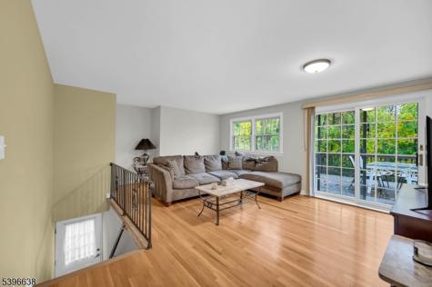 857 Pompton Avenue Cedar Grove NJ 07009