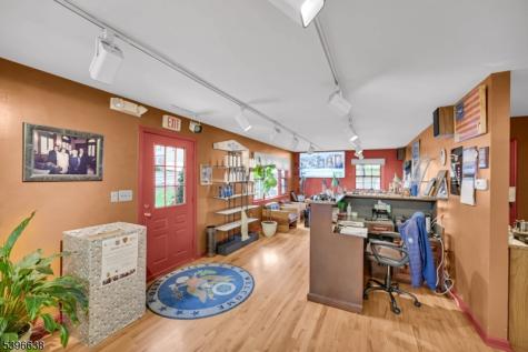 857 Pompton Avenue Cedar Grove NJ 07009
