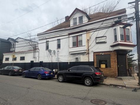 474 15TH Avenue Newark NJ 07103
