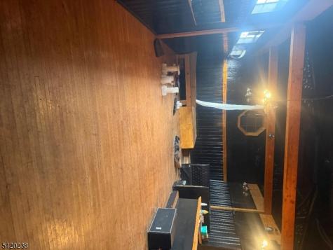 474 15TH Avenue Newark NJ 07103